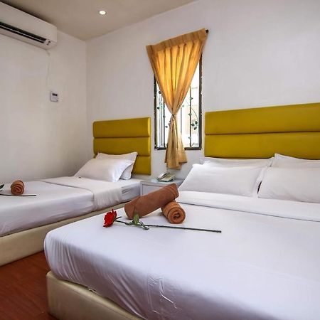 Rose Cottage Hotel Bandar Seri Alam Johor Bahru Extérieur photo