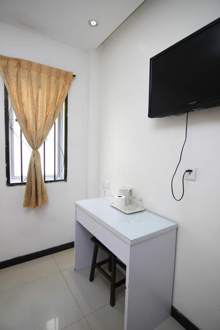 Rose Cottage Hotel Bandar Seri Alam Johor Bahru Extérieur photo